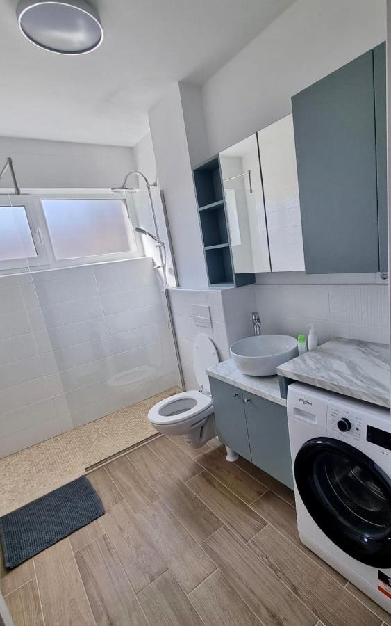 Lily Central Apartment With Free Parking Târgu-Mureş Extérieur photo