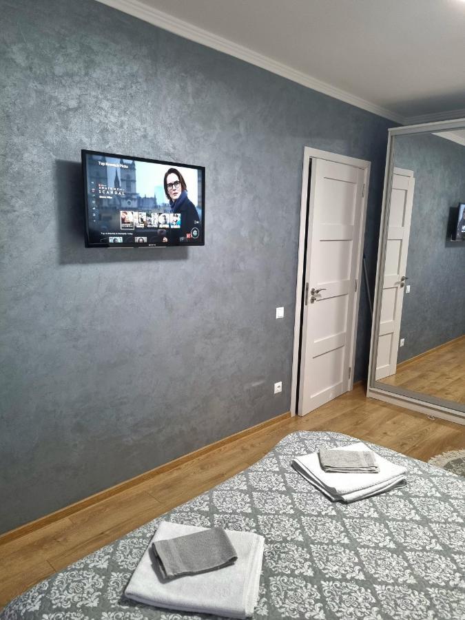 Lily Central Apartment With Free Parking Târgu-Mureş Extérieur photo